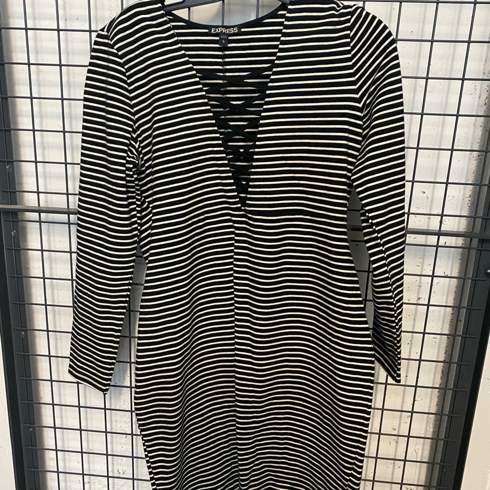 Express, fitted jersey dress